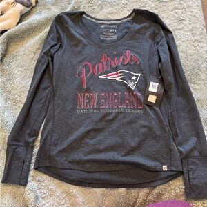 NWT Patriots Long Sleeve Shirt
